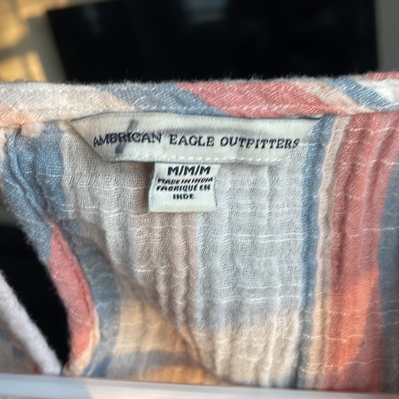 Striped Linen Crop Top - Picture 3 of 5